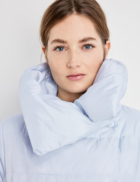 Steppjacke mit seitlicher Knopfleiste