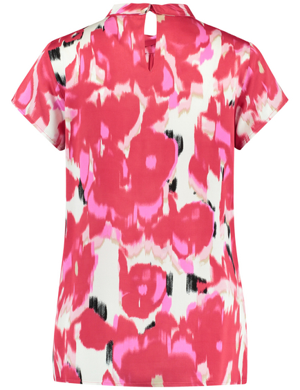 Floral patterned short sleeve blouse with a small stand-up collar 