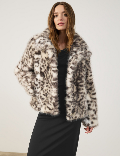 Faux fur jacket with a leopard print pattern in Beige GERRY WEBER