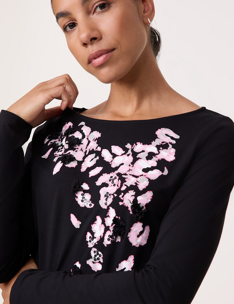 Embellished long sleeve top made of organic cotton