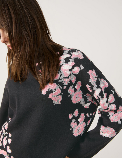 Jumper with positioned floral jacquard