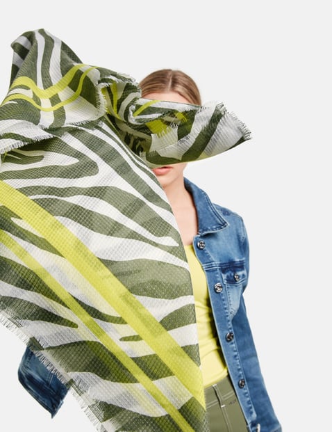 Lightweight scarf with a zebra print