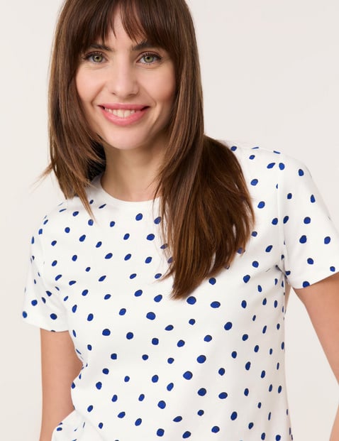 Cotton top with a polka dot print