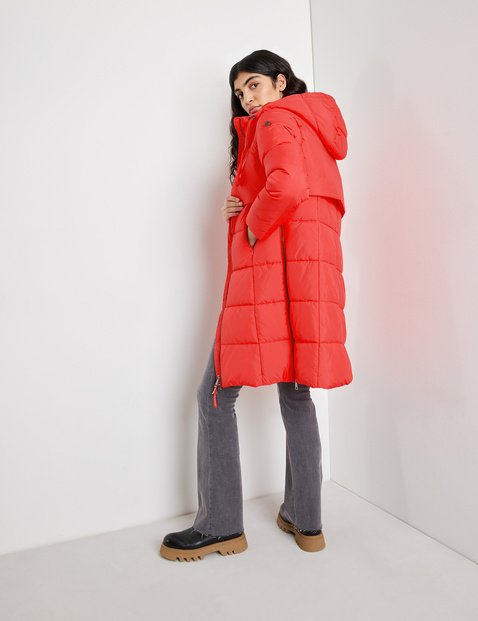 Quilted coat with a hood in Red | GERRY 