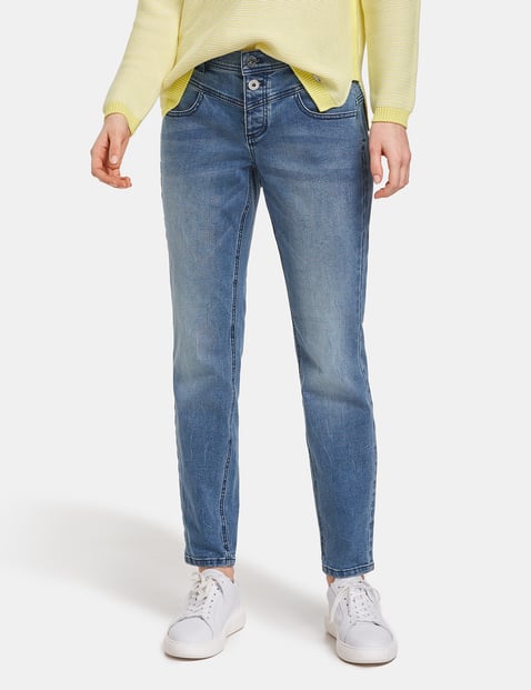 zalora boyfriend jeans