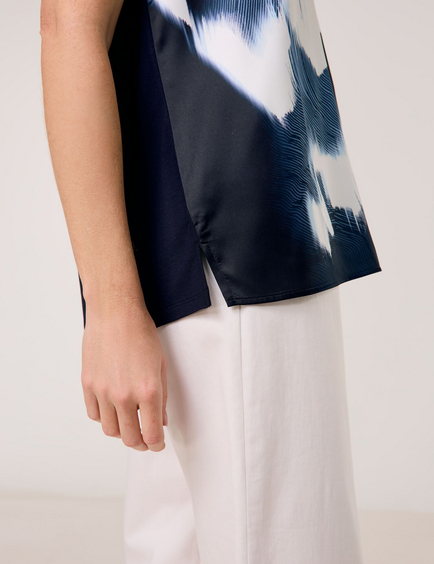 Shirt met V-hals en soepel voorpand