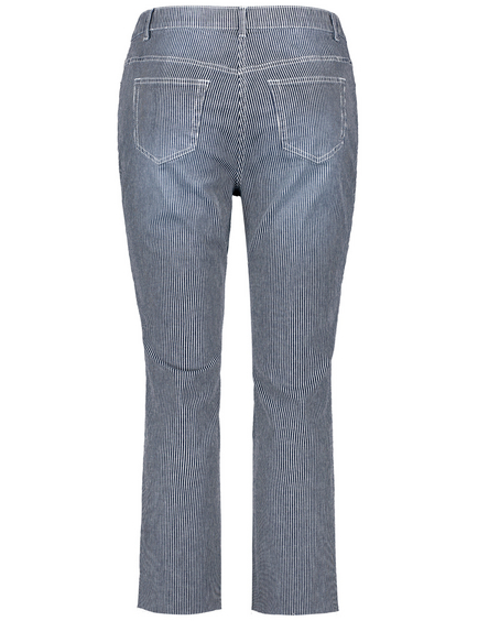 Syge person letvægt på en ferie Striped 7/8-length jeans, Betty Jeans in Blue | GERRY WEBER