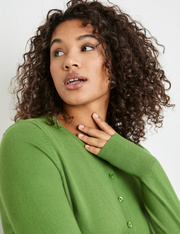 Strickjacke aus nachhaltigem Feinstrick