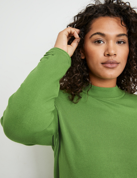 Green fine 2025 knit jumper