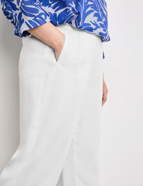 Wide summer trousers made of lyocell