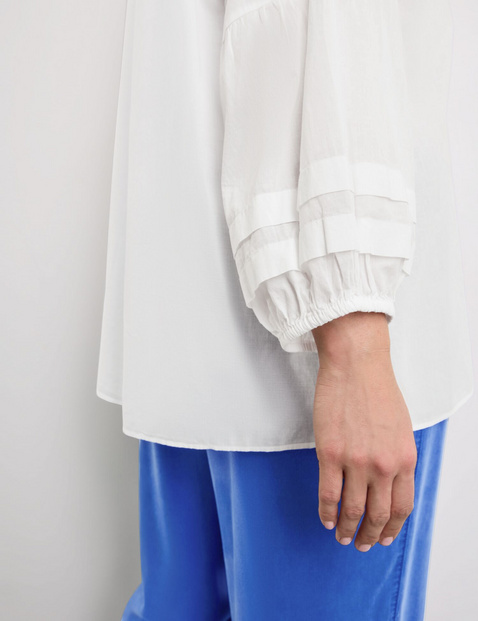 Lightweight cotton blouse with balloon sleeves