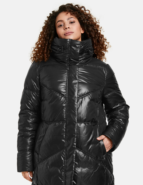 Shiny quilted coat