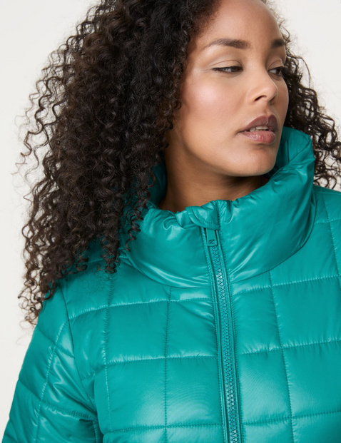 Lightweight quilted coat women's best sale