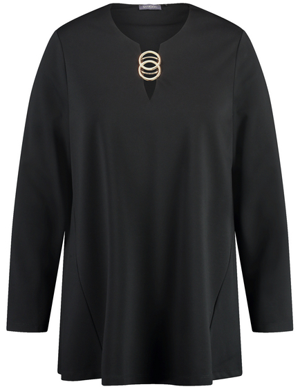 Ausgestelltes Langarmshirt mit Schmuckelement