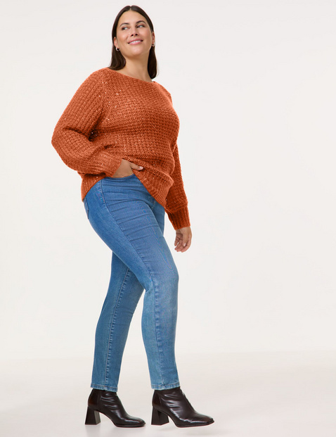 Sweter z cekinami