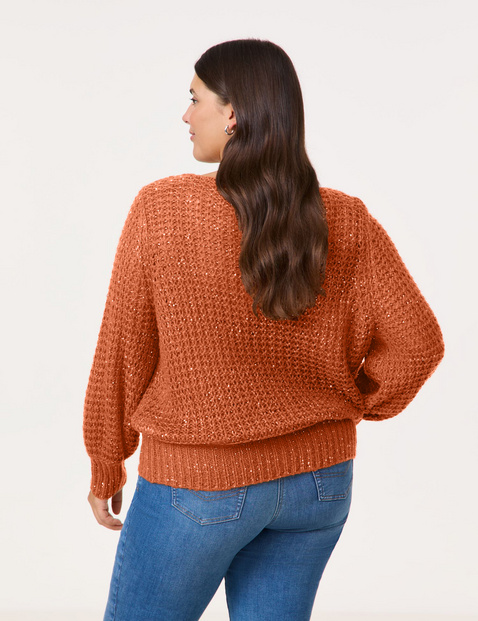 Sweter z cekinami