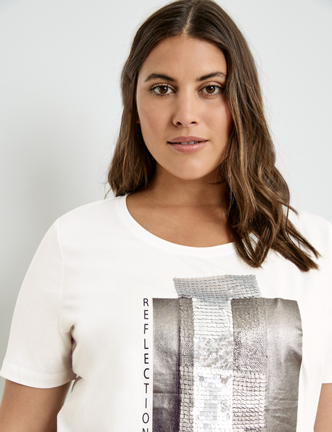 GOTS-certified organic cotton T-shirt with sequins