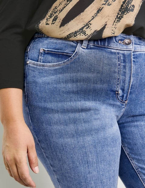 Elastische 5-Pocket Jeans Betty mit Saumaufschlag