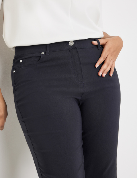 Stretch trousers, Betty