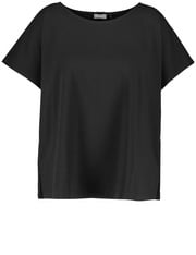Lässiges Basic-Shirt mit Rückenfalte