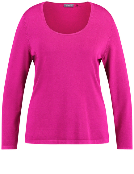 Dopasowany sweter basic z cienkiej dzianiny