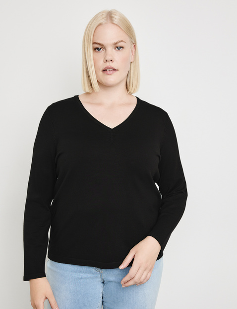 Basic jumper with a V-neckline in Black | GERRY WEBER