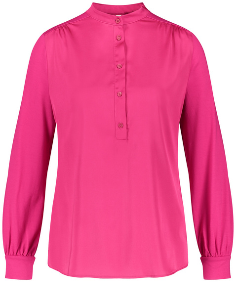 Blouse top with a button placket and stand-up collar in Pink