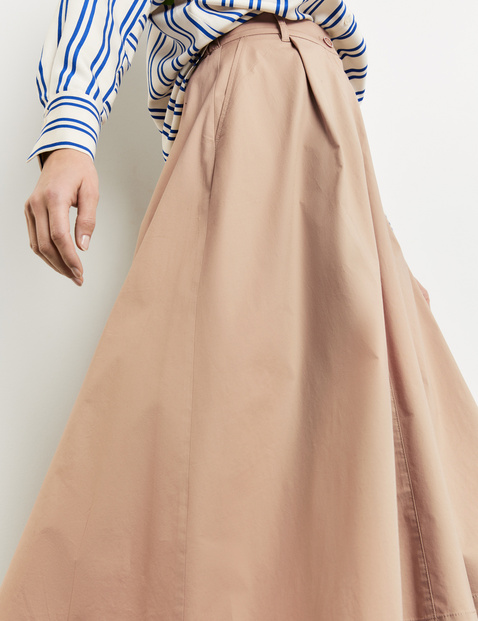 Midi skirt with waist pleats