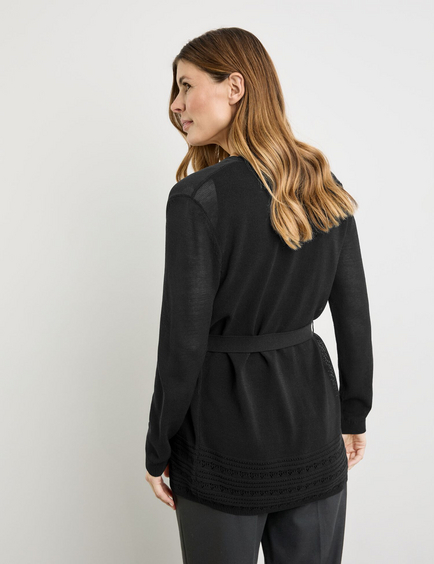 Open vest met gehaakte details en strikceintuur
