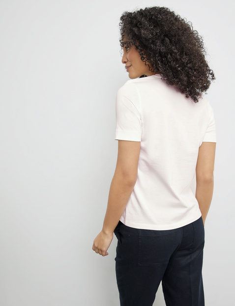 Sustainable T-shirt with printed lettering