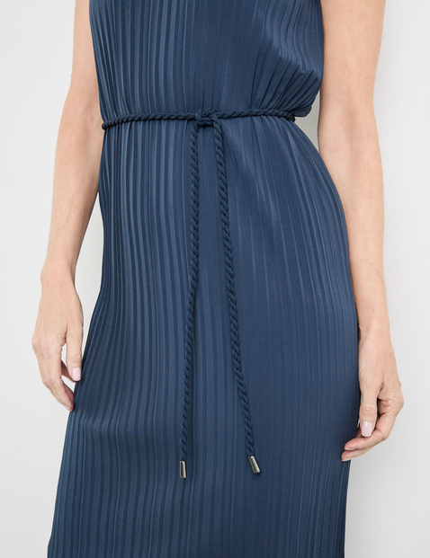 Pleated dress with a waistband tie in Blue | GERRY WEBER