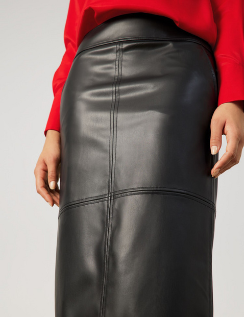 Faux leather pencil skirt