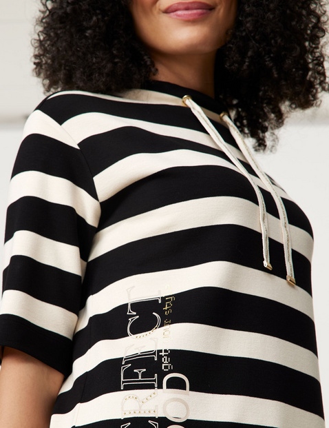 Striped top with mid-length sleeves made of interlock jersey