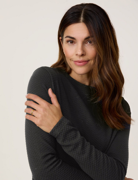 Long sleeve top in a textured look