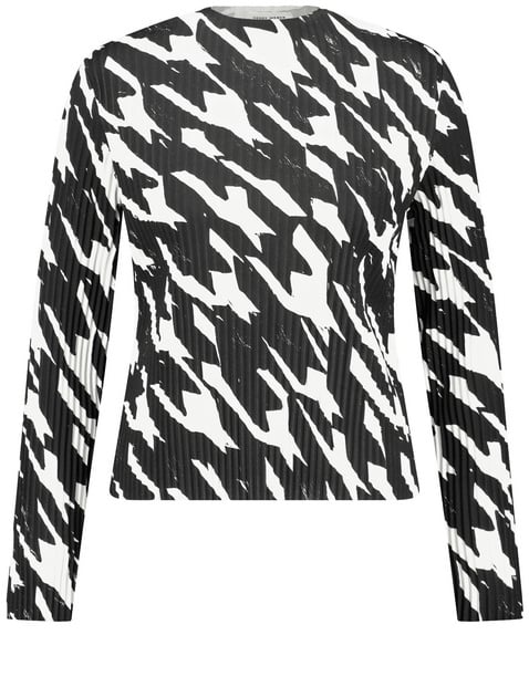 Pleated long sleeve top with a stand-up collar