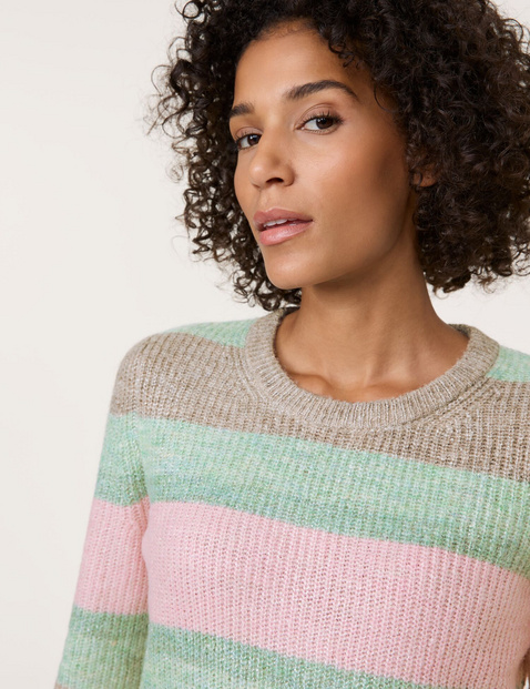 Knitted jumper with block stripes