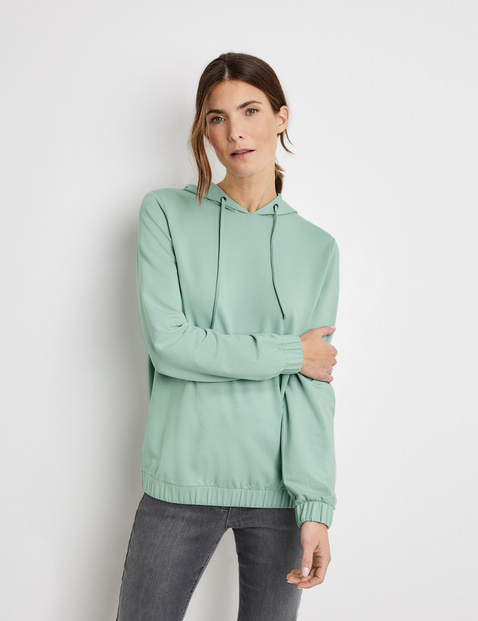 lightweight grey sweatshirt