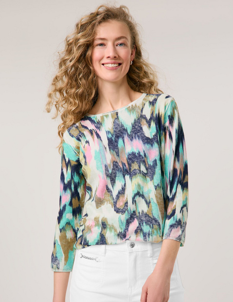 Soft 3/4-length sleeve jumper with an all-over print