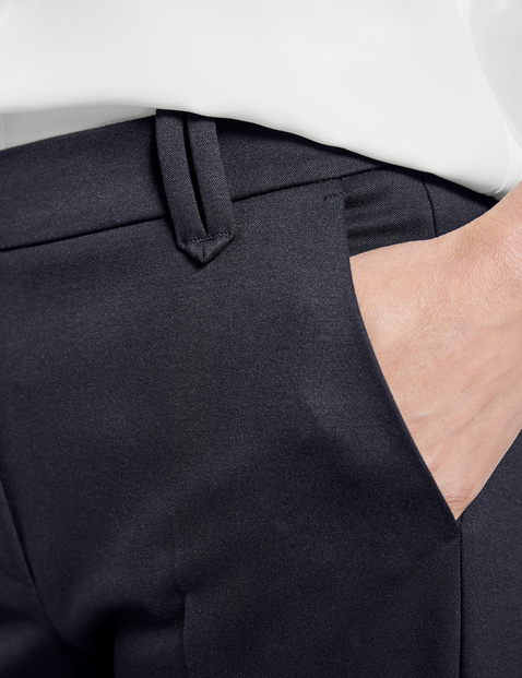 7/8-length trousers with stretch for comfort