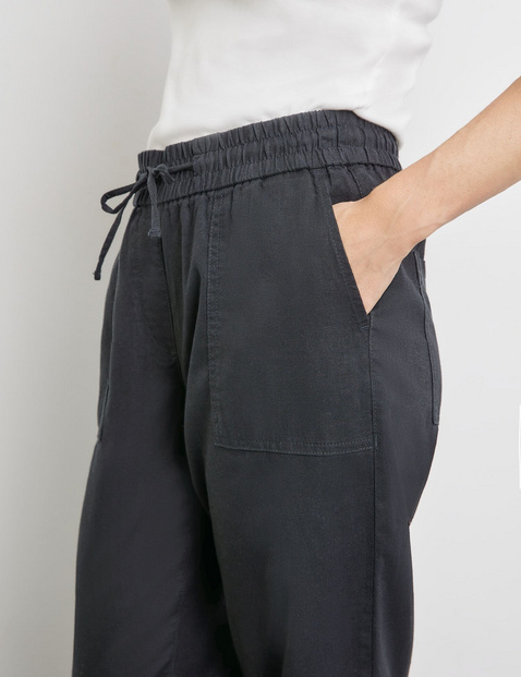 Pull-on trousers made of cotton/linen, Easy Fit