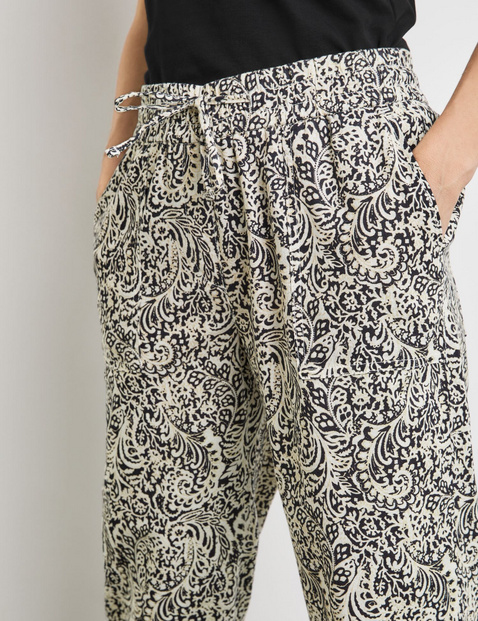 Pull-on trousers with linen, Easy Fit