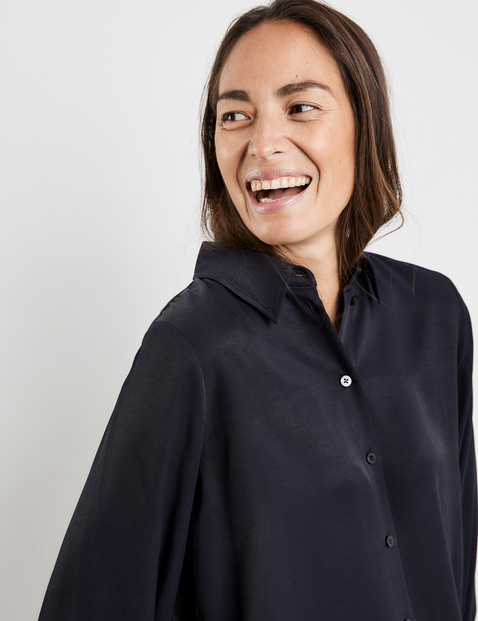 Bluse mit breiter Manschette