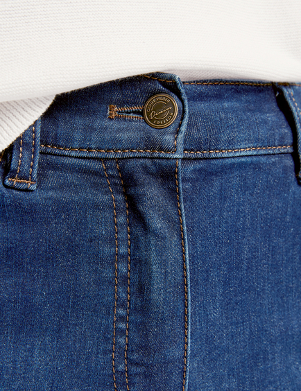 one size jeans fits all