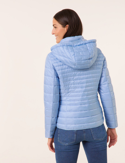 Quilted jacket with a detachable hood Quilted jacket with a detachable hood