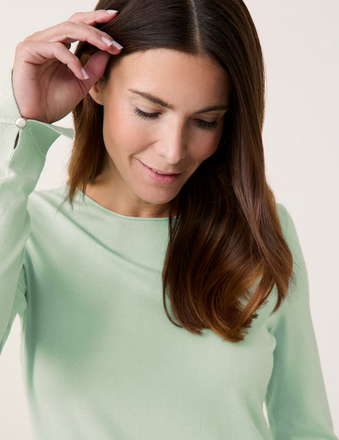 Long sleeve jumper in a sustainable fine knit