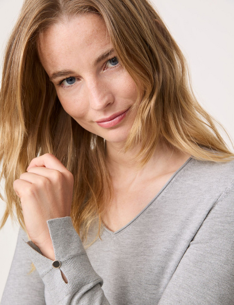 Long sleeve jumper in a sustainable fine knit